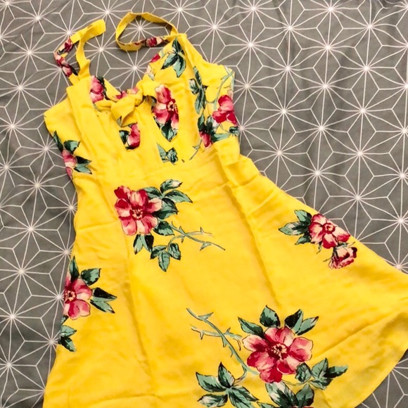 Socialite Knot Front Babydoll Dress NWOT - Picture 1 of 3